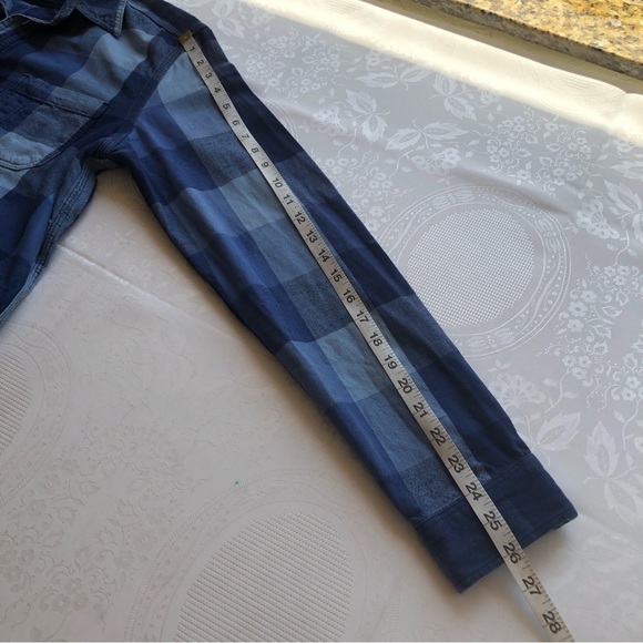 Gap Women’s Size M Blue Checkered Long Sleeves Button-Up Shirt Casual Collared - Picture 7 of 16